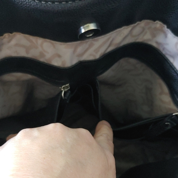 Kenneth Cole Black Leather Tote Bag - Picture 5 of 12